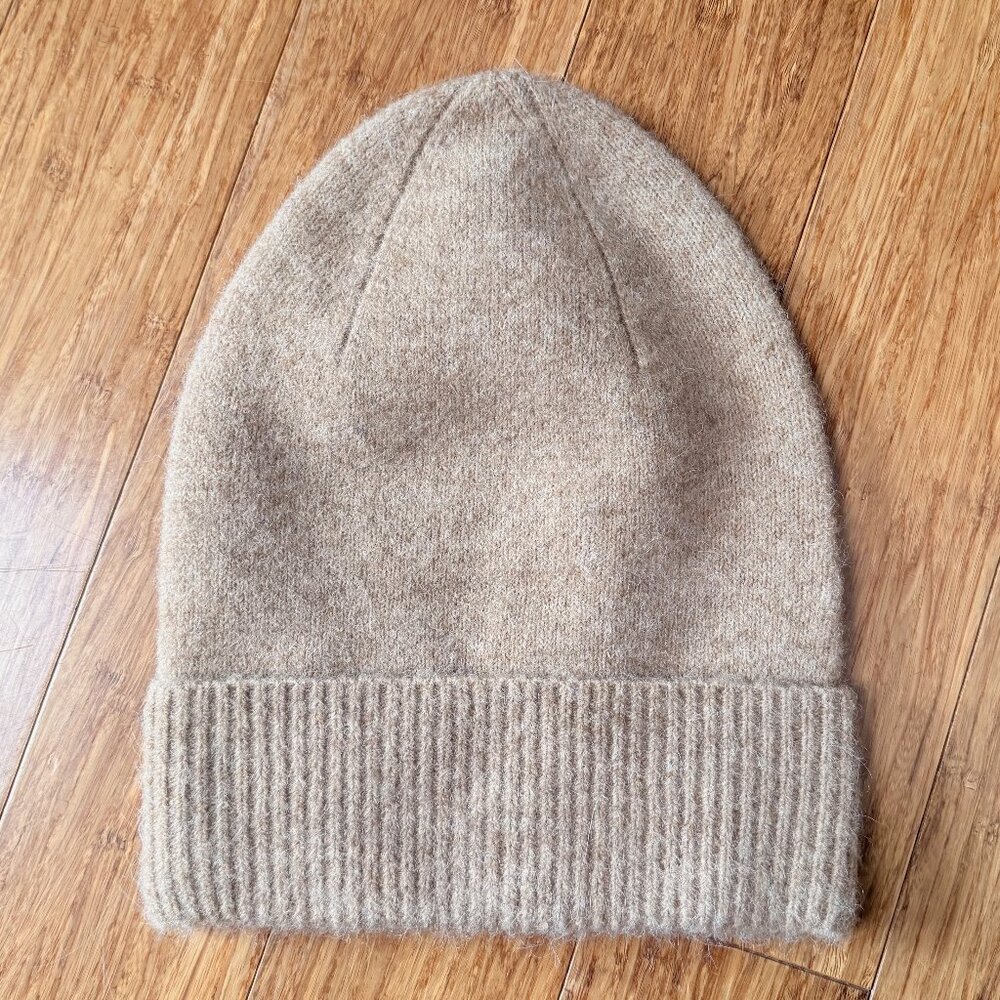 ARITZIA Auxiliary Floppy Ribbed Cuff Wool Alpaca Blend Beanie Hat Soft Camel